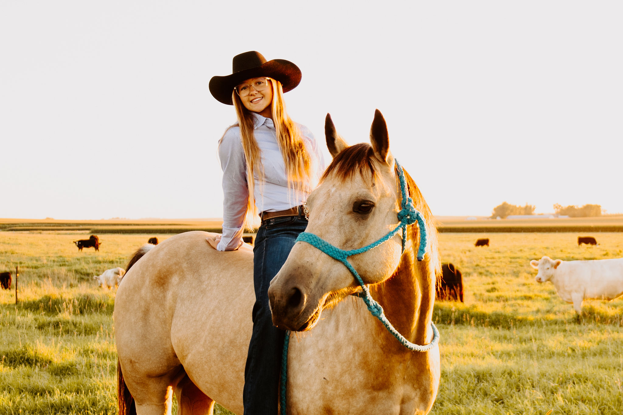 Ellie senior photo